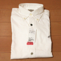 グリーンレーベルのBCRAZY VIYELLA EMBROシャツの畳んだ状態です。